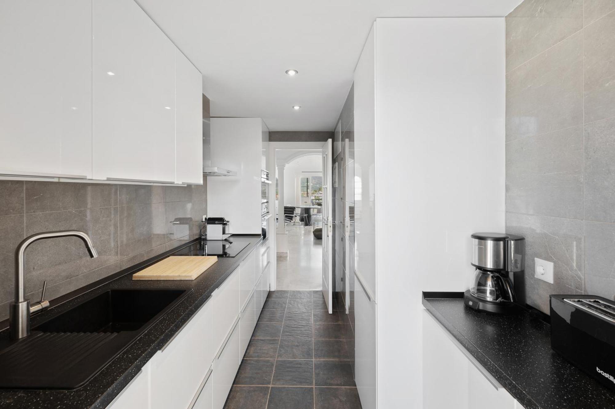 Apartamento Unmatched Location, Breathtaking Views, Garage *